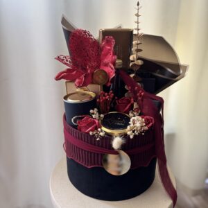 prezent na święta, kosz prezentowy, słodycze, kawa, prezent dla klienta, dla pracownika na świeta, pod choinkę, zestaw kosz prezentowy świeta bożego narodzenia, miód, kawa, pasta, słodycze, czekolada k